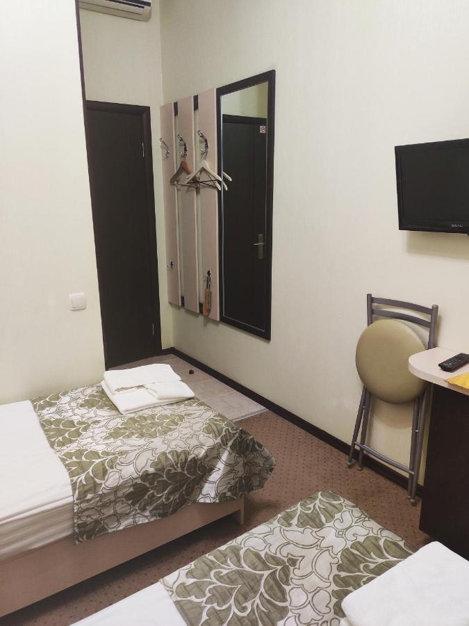 Hotel Voyage ハルキウ エクステリア 写真