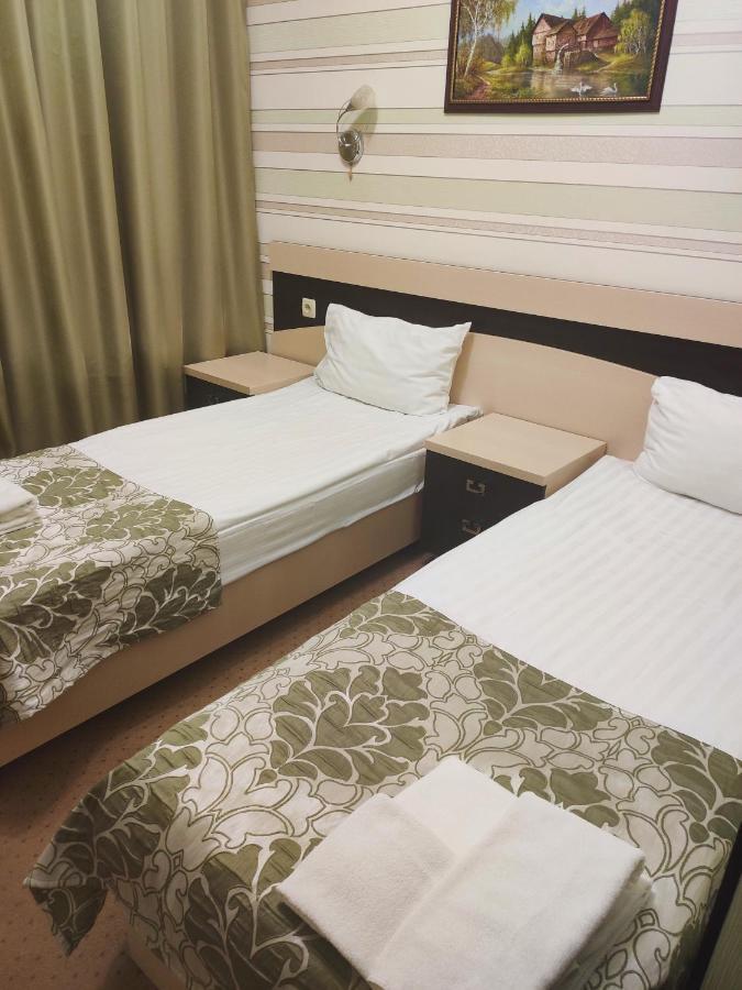 Hotel Voyage ハルキウ エクステリア 写真